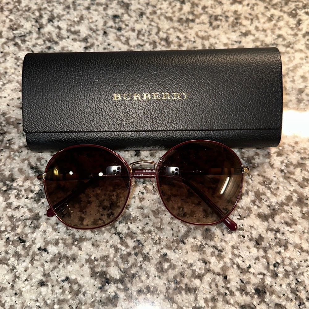 Burberry sunglasses